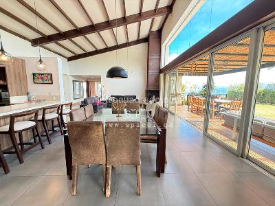 Casa de 4 alcobas en arriendo en Transversal De La Montaña, Envigado, 420 m² · foto 5 de 20
