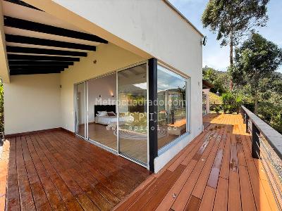 Casa de 4 alcobas en arriendo en Transversal De La Montaña, Envigado, 420 m² · foto 11 de 20