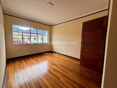 Casa de 5 alcobas en venta en Divino Niño, Bogotá, 250 m² · foto 7 de 20