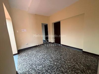 Casa de 5 alcobas en venta en Divino Niño, Bogotá, 250 m² · foto 11 de 20