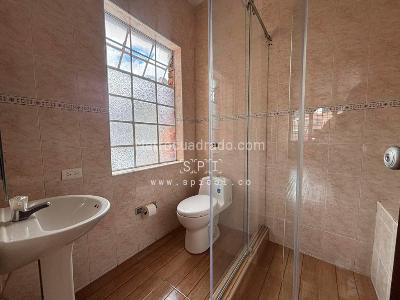 Casa de 5 alcobas en venta en Divino Niño, Bogotá, 250 m² · foto 13 de 20