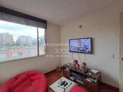Apartamento en venta en Mazuren, Bogotá · foto 8 de 13