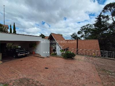 Casa en venta en Bosque De Pinos, Bogotá · foto 14 de 20
