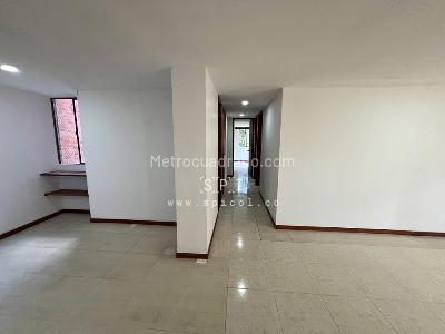 Apartamento de 3 alcobas en arriendo en Los Balsos, Medellín, 117 m² · foto 6 de 20