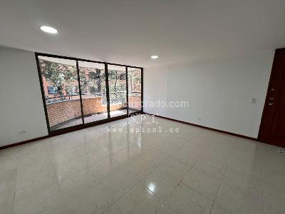 Apartamento de 3 alcobas en arriendo en Los Balsos, Medellín, 117 m² · foto 7 de 20