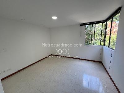 Apartamento de 3 alcobas en arriendo en Los Balsos, Medellín, 117 m² · foto 15 de 20