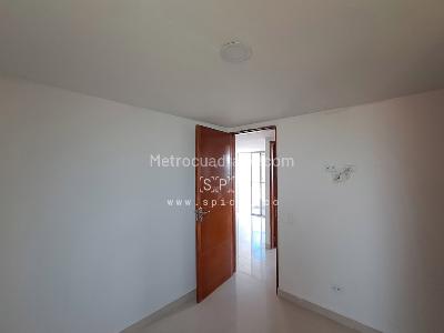 Apartamento de 2 alcobas en arriendo en San Antonio, Rionegro, 70 m² · foto 6 de 9
