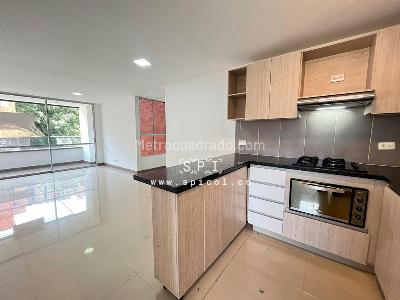 Apartamento de 3 alcobas en arriendo en El Señorial, Envigado, 80 m² · foto 6 de 19