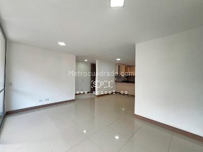 Apartamento de 3 alcobas en arriendo en El Señorial, Envigado, 80 m² · foto 8 de 19