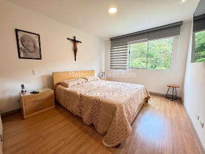 Apartamento de 3 alcobas en arriendo en La Calera, Medellín, 137 m² · foto 17 de 20