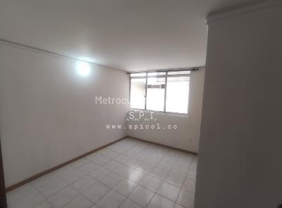 Apartamento de 3 alcobas en arriendo en Estadio Laureles, Medellín, 98 m² · foto 13 de 17