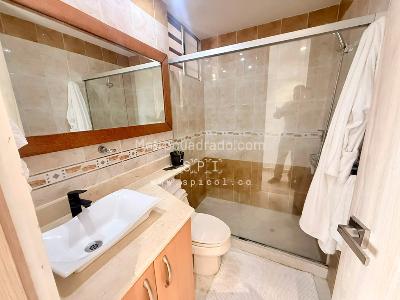 Apartamento de 2 alcobas en venta en El Tesoro, Medellín, 150 m² · foto 7 de 16