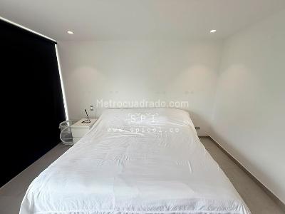 Apartamento de 2 alcobas en venta en El Tesoro, Medellín, 150 m² · foto 9 de 16