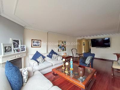 Apartamento de 4 alcobas en venta en La Calleja, Bogotá, 230 m² · foto 2 de 20