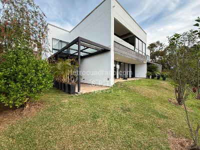 House for rent in Loma Del Chocho, Envigado