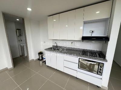 Apartamento en venta en La Almeria, Medellín · foto 3 de 14