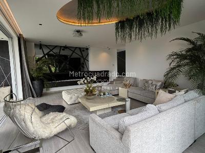 Casa de 4 alcobas en venta en Las Palmas, Medellín, 630 m² · foto 4 de 20