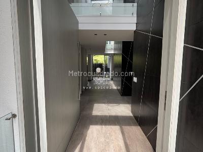 Casa de 4 alcobas en venta en Las Palmas, Medellín, 630 m² · foto 17 de 20