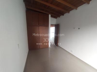 Apartamento de 3 alcobas en arriendo en Estadio Laureles, Medellín, 86 m² · foto 15 de 20