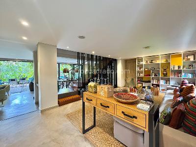Casa de 5 alcobas en venta en Provenza, Medellín, 467 m² · foto 3 de 20