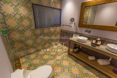 Casa de 5 alcobas en venta en Provenza, Medellín, 467 m² · foto 14 de 20
