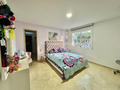 Casa de 4 alcobas en venta en El Tesoro, Medellín, 450 m² · foto 14 de 20