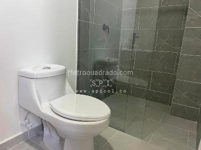 Apartamento de 2 alcobas en venta en El Nogal Laureles, Medellín, 79 m² · foto 10 de 11
