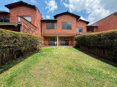 House for rent in Loma El Chocho, Envigado