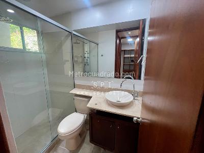 Casa de 3 alcobas en venta en Altos Del Poblado, Medellín, 200 m² · foto 12 de 19