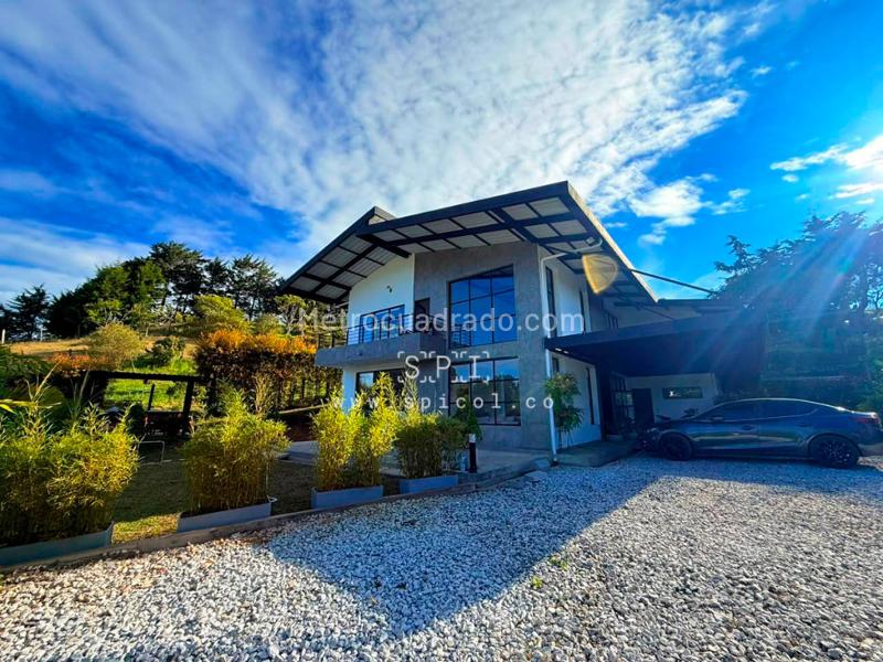 Casa en Arriendo, Barro Blanco, Rionegro