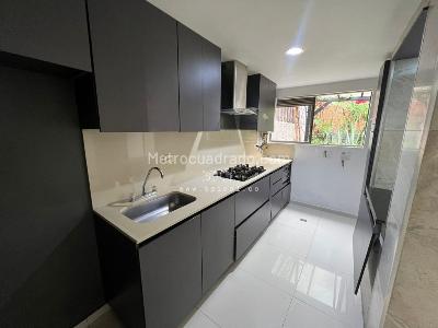 Casa de 3 alcobas en venta en Cumbres, Envigado, 121 m² · foto 3 de 20