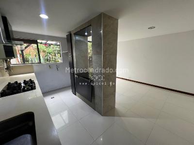 Casa de 3 alcobas en venta en Cumbres, Envigado, 121 m² · foto 4 de 20