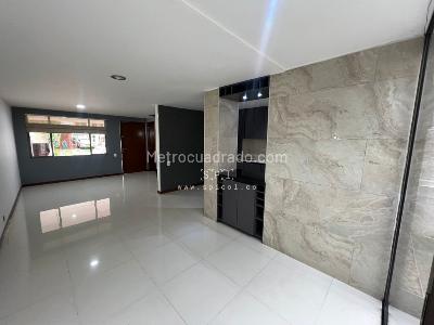 Casa de 3 alcobas en venta en Cumbres, Envigado, 121 m² · foto 5 de 20