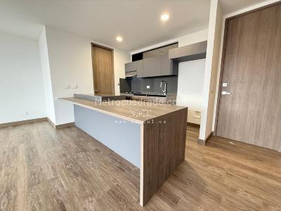 Apartamento de 2 alcobas en arriendo en Los Balsos, Medellín, 105 m² · foto 8 de 20