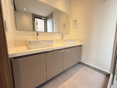 Apartamento de 2 alcobas en arriendo en Los Balsos, Medellín, 105 m² · foto 13 de 20