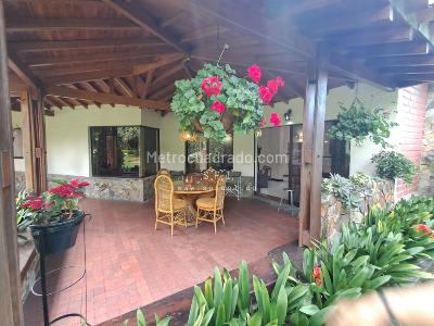 Casa de 5 alcobas en arriendo en Gualanday, Rionegro, 290 m² · foto 5 de 20