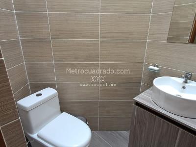 Casa de 5 alcobas en arriendo en Gualanday, Rionegro, 290 m² · foto 7 de 20