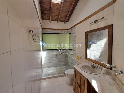 Casa de 5 alcobas en arriendo en Gualanday, Rionegro, 290 m² · foto 8 de 20