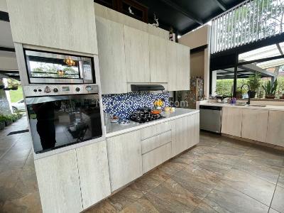 Casa de 3 alcobas en arriendo en Vereda El Capiro, Rionegro, 400 m² · foto 5 de 20