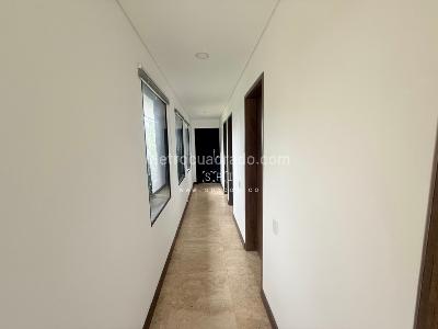 Casa de 3 alcobas en venta en Alto De Palmas, Envigado, 360 m² · foto 8 de 17