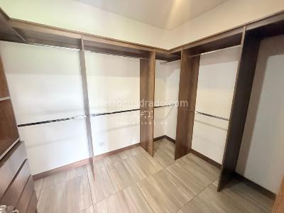 Casa de 3 alcobas en venta en Alto De Palmas, Envigado, 360 m² · foto 9 de 17