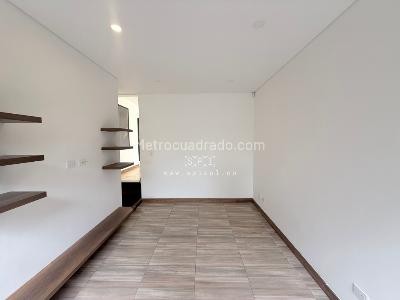Casa de 3 alcobas en venta en Alto De Palmas, Envigado, 360 m² · foto 12 de 17
