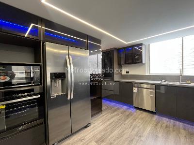 Apartamento de 3 alcobas en arriendo en Los Balsos, Medellín, 117 m² · foto 4 de 20