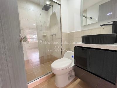 Apartamento de 3 alcobas en arriendo en Los Balsos, Medellín, 117 m² · foto 20 de 20