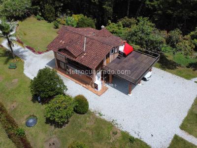 Casa de 3 alcobas en arriendo en Vereda Ojo De Agua, Rionegro, 230 m² · foto 3 de 17