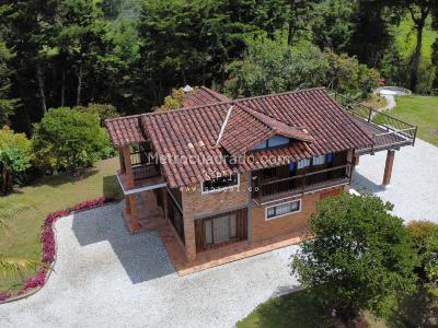 Casa de 3 alcobas en arriendo en Vereda Ojo De Agua, Rionegro, 230 m² · foto 7 de 17