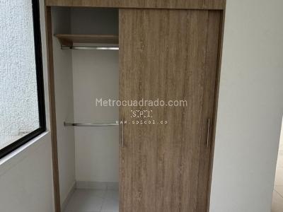Apartamento de 3 alcobas en venta en La Florida, Medellín, 109 m² · foto 10 de 19