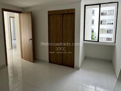 Apartamento de 3 alcobas en venta en La Florida, Medellín, 109 m² · foto 14 de 19