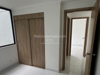 Apartamento de 3 alcobas en venta en La Florida, Medellín, 109 m² · foto 16 de 19