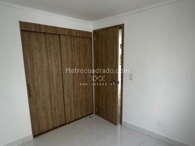 Apartamento de 3 alcobas en venta en La Florida, Medellín, 109 m² · foto 7 de 19